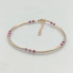 Jonc artisanal en goldfilled et rubis