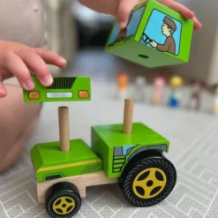 Jouet de tracteur empilable en bois