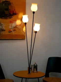 Julien, le lampadaire en métal n°296