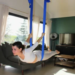 Kit de yoga aérien bleu roi plafond haut