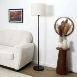 Lampadaire abat jour en bouclette