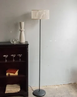 Lampadaire nacré en métal n°213