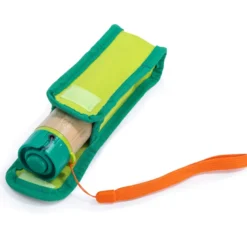 Lampe de poche manuelle pour enfants bambou et bioplastique sans piles Hape