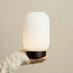 Lampe rechargeable unique lilly - marron foncé
