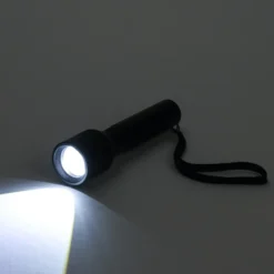 Lampe torche LED rechargeable 1000 lumens étanche IP44 mode SOS