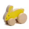 Lapin à roulettes en bois