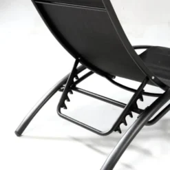 Limea transat ajustable et empilable avec pieds en acier noir