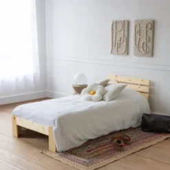 Lit en bois avec tête de lit 90x190cm finn