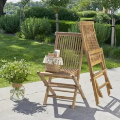 Lot de 2 chaises de jardin en teck huilé