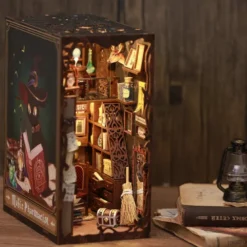 Magic pharmacist - maquette booknook serre-livre
