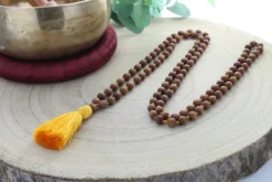 Mala en bois de santal 108 perles