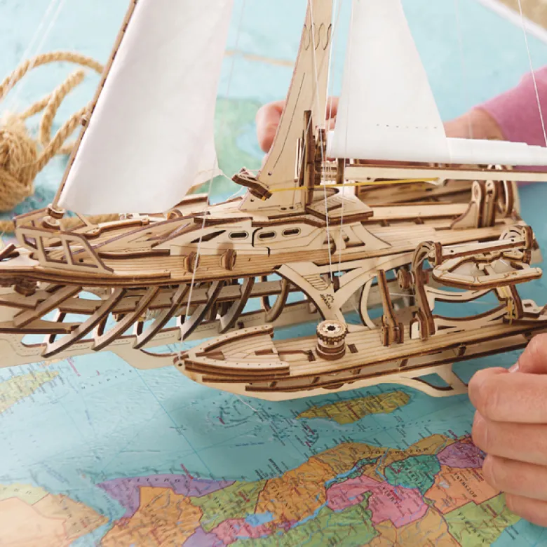 Maquette bateau en bois