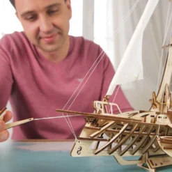 Maquette bateau en bois