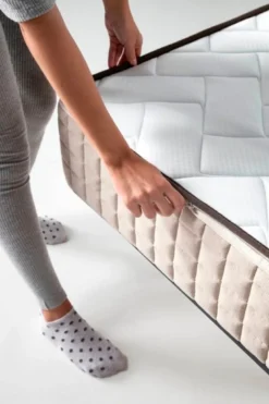 Matelas alpes avec housse lavable 160 x 190 cm