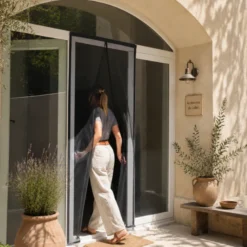 Moustiquaire aimantée pour porte 120x210cm