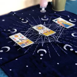 Nappe de divination bleue