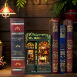 Owl bookstore - maquette booknook serre-livre