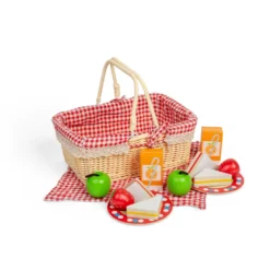 Panier pique-nique et nourriture simulée