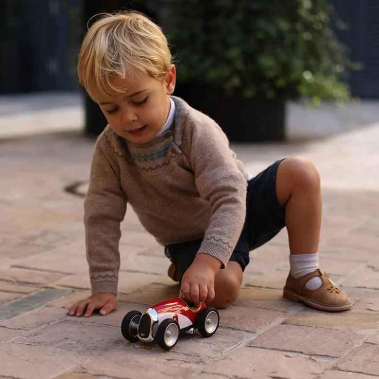 Petite voiture rouge pour enfant