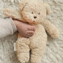 Petit ours sensoriel sable