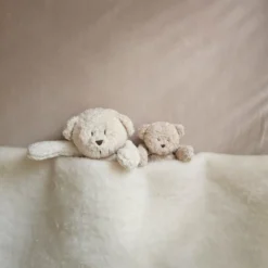 Petit ours sensoriel sable