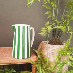 Pichet, carafe ou vase à rayures vertes et blanches