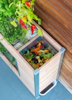 Potager balcon avec composteur
