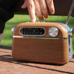 Radio vintage rétro bois fm am sw - mp3 usb micro sd - compacte et design