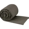 Serviette microfibre sea to summit pocket towel l 60x120 gris foncé