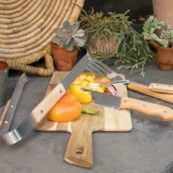 Set de 4 accessoires pour barbecue