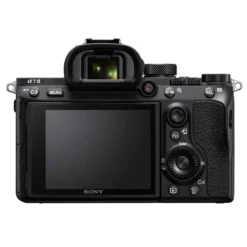 Sony alpha 7iii + objectif tamron 28-200