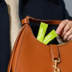 Stick matcha sur cartonnette