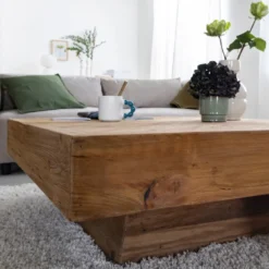 Table basse carrée en bois recyclé