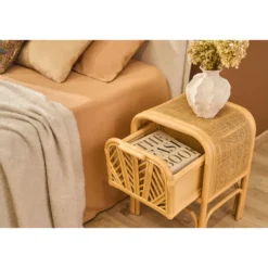 Table de chevet en rotin galon