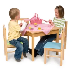 Table en bois pour enfants