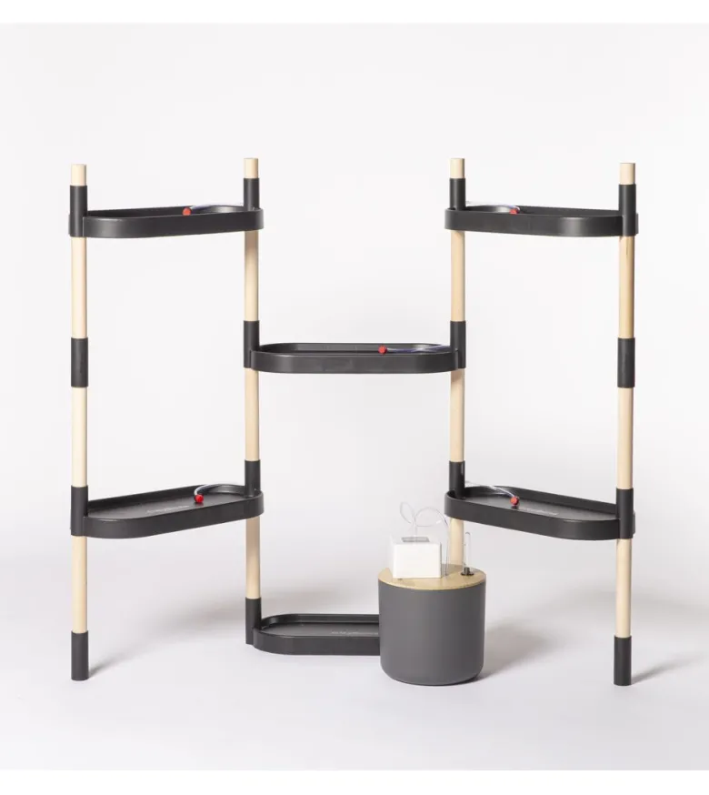 Étagère modulaire pour plantes noire à 6 plateaux et arrosage automatique