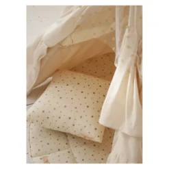 Tente tipi avec franges et tapis boho ca