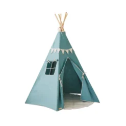 Tente tipi avec guirlande et tapis gold