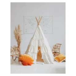 Tente tipi avec volants shabby chic - be