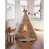 Tente tipi blanc chic avec volants