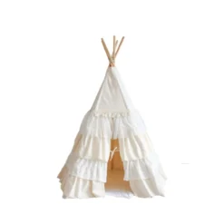 Tente tipi blanc chic avec volants