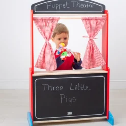 Théâtre de marionnettes en bois