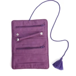 Trousse à bijoux de voyage artisanale roulée et brodée en tissu Vert