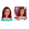 Tête de coiffure et de maquillage mia