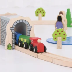 Tunnel ferroviaire en pierre grise