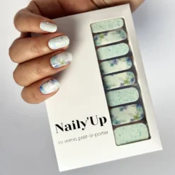 Vernis autocollant floral frost - manucure facile longue tenue Menthe givrée fleurie