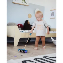 Votre enfant va passer l'aspirateur